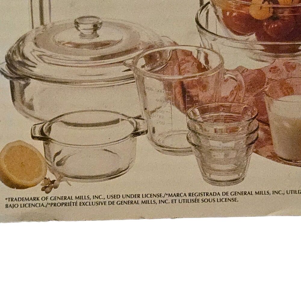 Vintage Betty Crocker New In Box (NIB) Fluted Pie Plate 8.5 X 1.5 1995 - Picture 3 of 8
